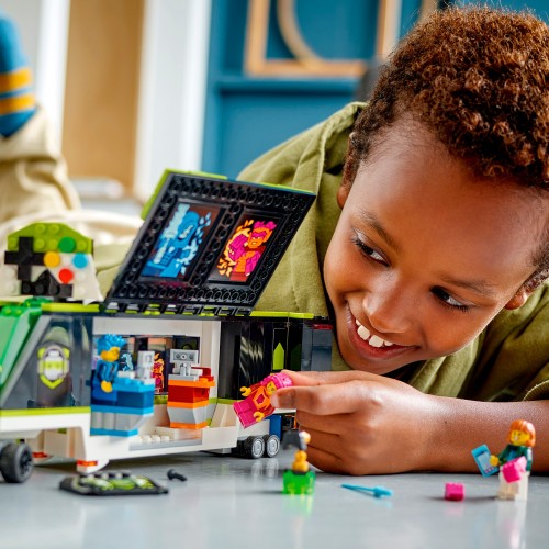 LEGO City Gaming Tournament Truck 60388 5702017416434