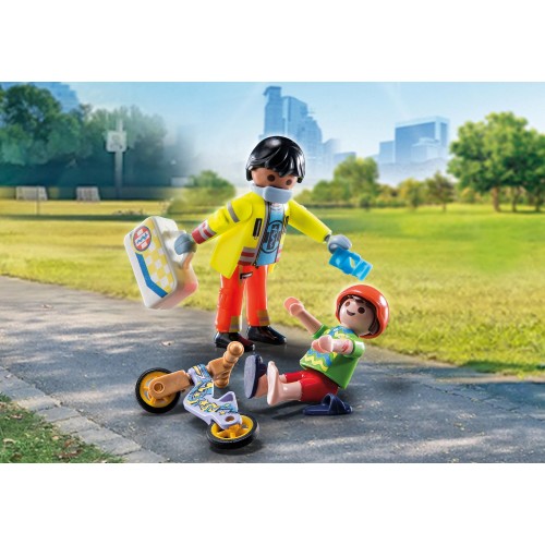 Playmobil City Life Διασώστης Και Παιδάκι 71245 4008789712455