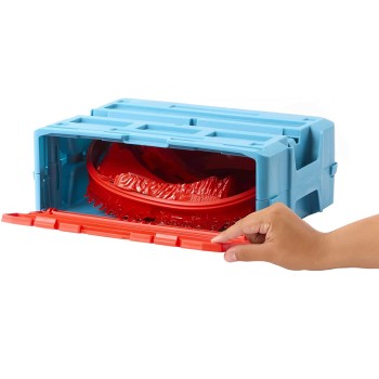 Mattel Hot Wheels Track Set, Fire-themed Set and 1 Car, 16 Track-building Stunting Components in Stackable Toy Storage Box HMC04