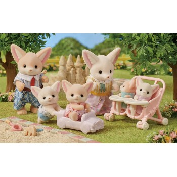 Epoch Sylvanian Families  Fennec Fox Family - Dollhouse Playsets 5696 5054131056967