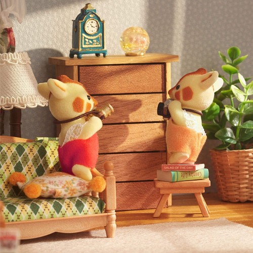 Epoch Sylvanian Families Highbranch Giraffe Family - Οικογένεια Καμηλοπαρδάλεων 5639 5054131056394
