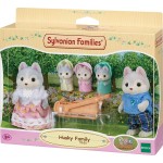 Epoch Sylvanian Families  Husky Family - Dollhouse Playsets Multicolor,3 X 3.5 X 5636 5054131056363