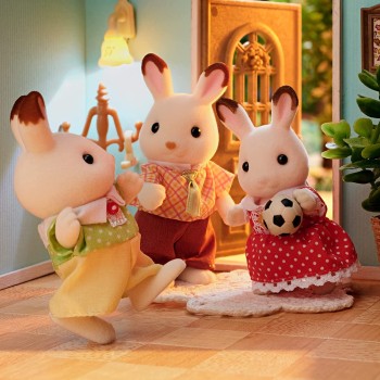 Epoch Sylvanian Families  Chocolate Rabbit Family - Dollhouse Playset, Multicolor 5655 5054131056554