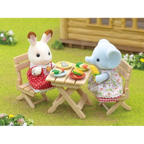 Epoch Sylvanian Families  Bbq Picnic Set Elephant Girl Dollhouse Playsets, Mu 5640 5054131056400