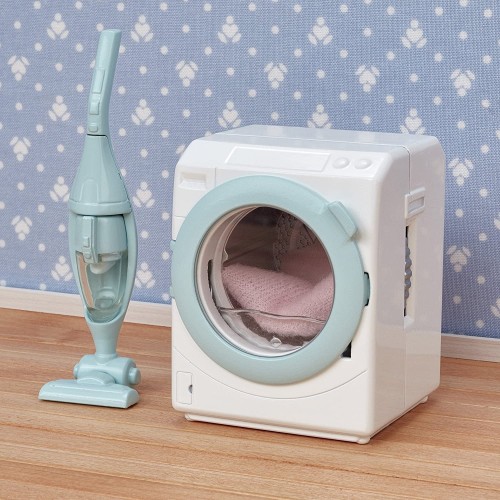 Epoch Sylvanian Families Laundry and Vacuum Cleaner - Σετ Πλυντηρίου Και Ηλεκτρικής Σκούπας 5445 5054131054451