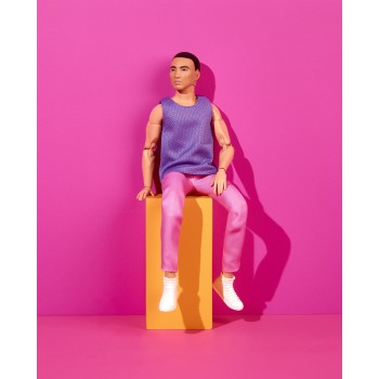 Mattel Ken Looks- Pink Shirt HJW84 194735097081