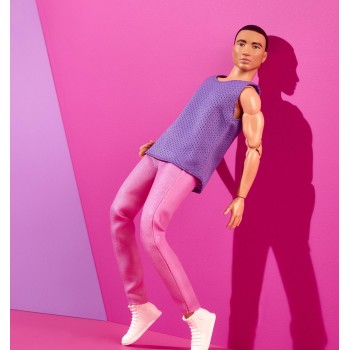Mattel Ken Looks- Pink Shirt HJW84 194735097081