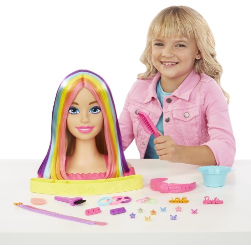 Mattel Barbie Deluxe Μοντέλο Ομορφιάς HMD78 194735125227