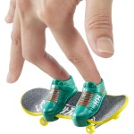 Mattel Hot Wheels Skate - Maximum Leeway Car Ferocious Foods Tony Hawk Fingerboard Set HGT71 / HGT78 194735057641