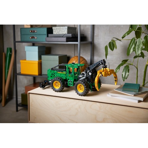 LEGO Technic Deere 948L-Ii Skidder 42157 5702017425177