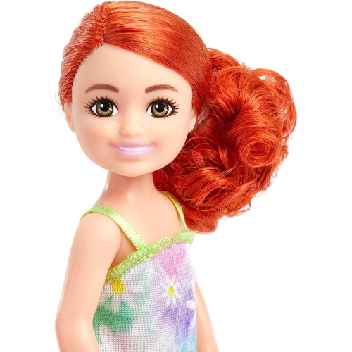 Mattel Κούκλα Barbie Chelsea, Μικρή Που Φοράει Αφαιρούμενο Φλοράλ Φόρεμα Και Παπούτσια Με Κόκκινα Μαλλιά Μπλε Μάτια DWJ33 / HNY5