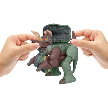 Mattel Jurassic World Transforming Dinosaur Toy, Giganotosaurus To Nasutoceratops, Massive Stretch Fierce Changers HPD33 / HPD34