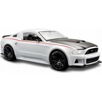 Maisto Ford Mustang Street Racer 2014 1 24 White 31506 / 2 090159000488