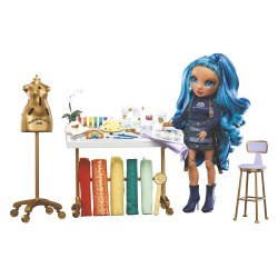 MGA Entertainment Rainbow High Studio Ραπτικής Με Κούκλα Σχεδιάστρια Μόδας Skyler 587514EUC 035051587514
