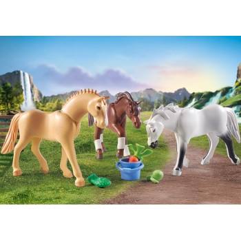 Playmobil Horses Of Waterfall Three With Saddles 71356 4008789713568