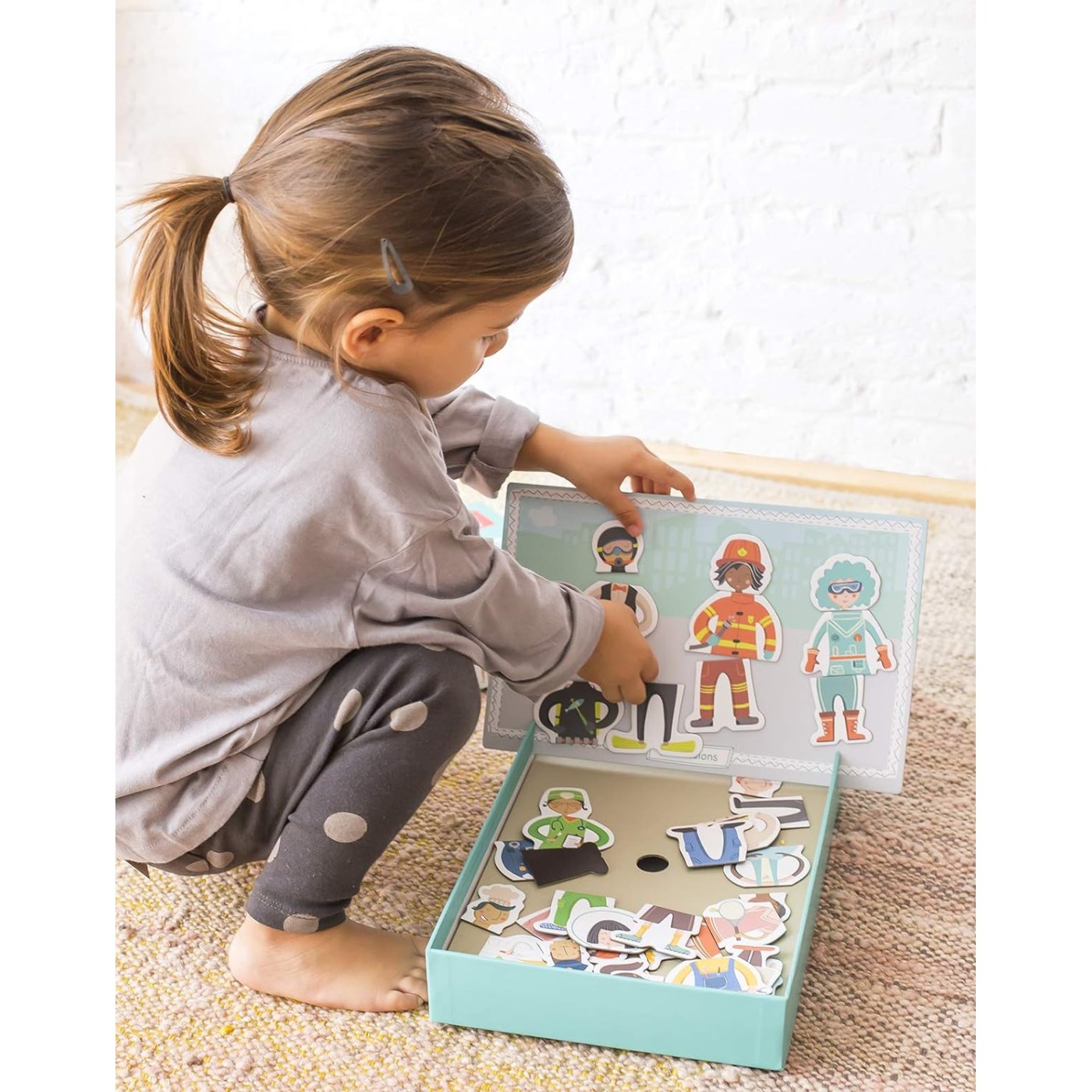 Apli kids 18910-Jeu magnétique Mix & Match modèle Fashion. Ensemble