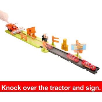 Mattel Disney And Pixar Cars Playset With 3 Toy Vehicles 2 Ways To Play, Frank Escape Stunt Race Includes Lightning Mcqueen HRX4