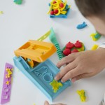 Hasbro Play-Doh Fun Factory Starter Set F8805 5010996204646