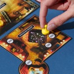 Hasbro Cluedo Escape The Illusionists Club F8817 5010996211668