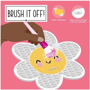Legami Brush It Off!- Make Up Brush Cleaning Pad - Daisy PAD0003 8052694002732