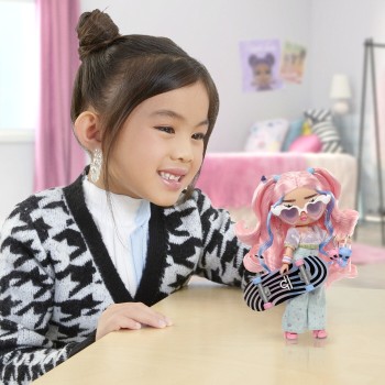 MGA Entertainment LOL Surprise Tweens Fashion Doll Flora Moon 591665EUC 035051591665