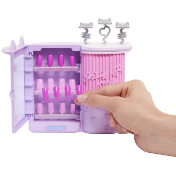 MGA Entertainment LOL Surprise OMG Sweet Nails Στούντιο Νυχιών – Κούκλα Kitty K Cafe 503859-EUC 035051503859