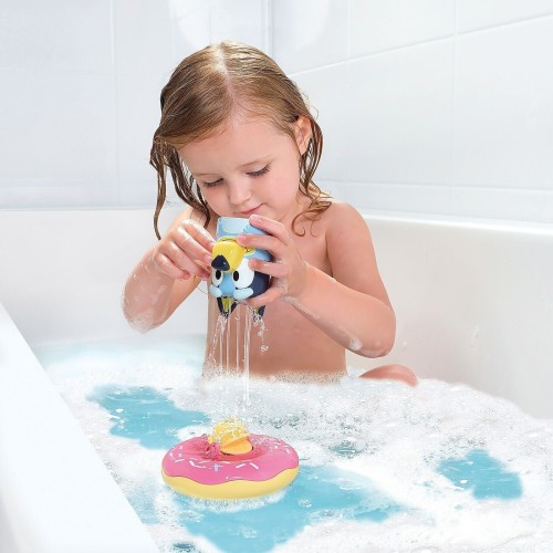 TOMY Toomies Baby Bath toy Bluey Lifebuoy and Figure for 18+ Months 1000-73623 5011666736368