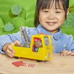 Hasbro Peppa Pig Granddad Dogs Tow Truck Construction Vehicle and Figure Set, Preschool Toys for Boys and Girls 3 Years and Up F