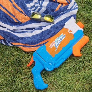 Hasbro Nerf Super Soaker Flip Fill Water Blaster, 4 Spray Styles F8643 5010996207548