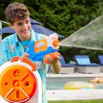 Hasbro Nerf Super Soaker Flip Fill Water Blaster, 4 Spray Styles, Fast Fill, 887 Millilitre Tank, Water Toys F8643 5010996207548