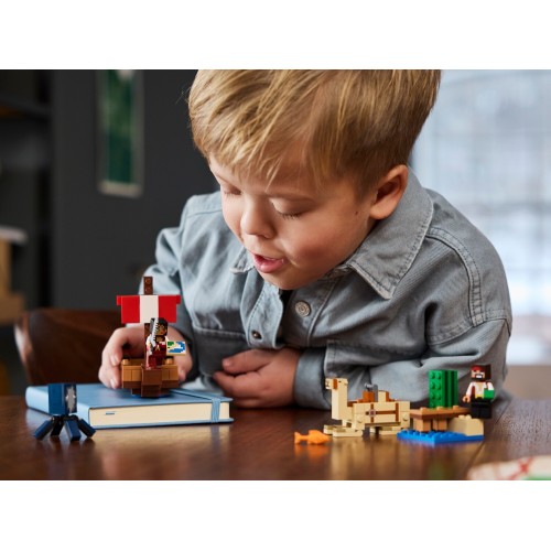LEGO Minecraft the pirate ship voyage 21259 5702017583358