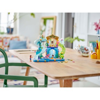 LEGO friends πάρκο με νεροτσουλήθρες της χάρτλεϊκ σίτυ 42630 5702017589473