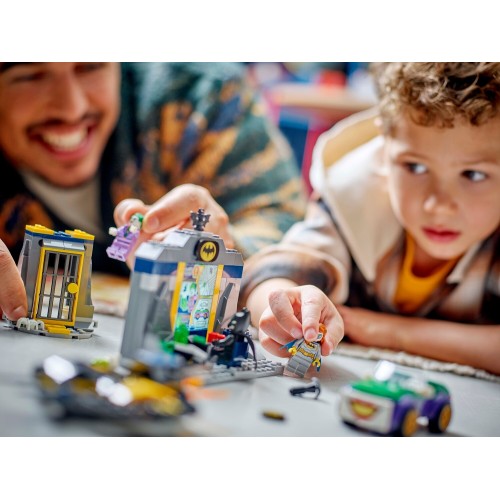 LEGO DC The Batman batman η μπατ-σπηλιά με μπάτμαν™, μπάτγκερλ™ και τζόκερ™ 76272 5702017590233