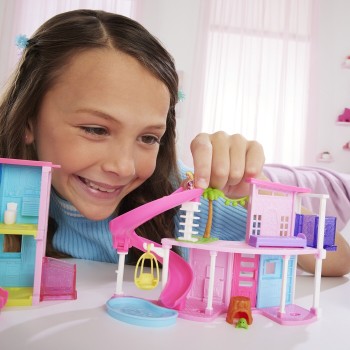 Mattel Barbie  Barbieland Κούκλα Και Αξεσουάρ - Κουκλόσπιτο HYF44 / HYF45 194735245277