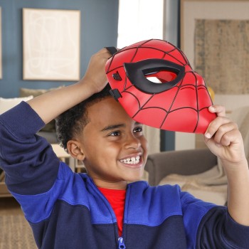Hasbro Spiderman Marvel Spider-Man Glow FX Mask, Light-Up Role Play Toy, Super Hero Toys For Kids Ages 5+ F8839 5010996237927