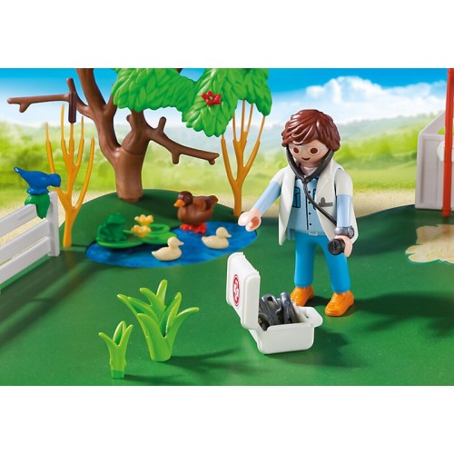 Playmobil Superset Στάβλος Αλόγων Και Κτηνίατρος 6147 4008789061478