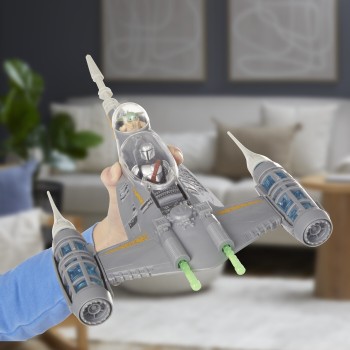 Hasbro Star Wars Epic Hero Series The Mandalorian's N-1 Starfighter F9950 5010996227447
