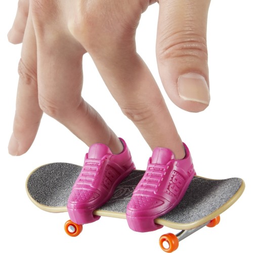 Mattel Hot Wheels Hw Skate & Παπούτσια Skate Wingstorm Board Παιχνίδι Δραστηριοτήτων/Δεξιοτήτων Σετ Finger Board HGT46 / HGT68 1