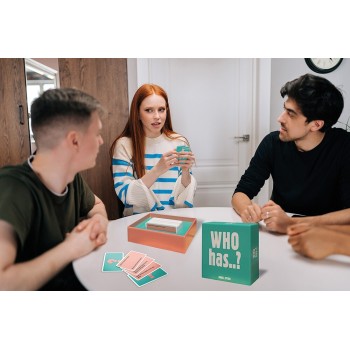 As company AS Games Επιτραπέζιο Παιχνίδι Gift Games Who Has? Για Ηλικίας 15+ Χρονών και 3-6 παίκτες 1040-24803 5203068248031