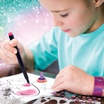 As company Palette Glam Heart-shaped Painting set for 3+ Years 1023-56359 5203068563592
