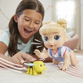 Hasbro Baby Alive Crawl N Play Harper Hugs Ηλεκτρονική Κούκλα Μωράκι F9709 5010996271945