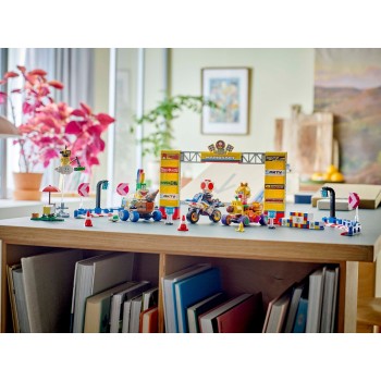 LEGO Super Mario Kart™ – Baby Peach & Σετ Γκραν Πρι 72036 5702017816531