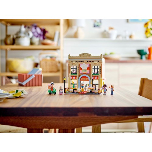 LEGO Friends restaurant and cooking school 42655 5702017815237