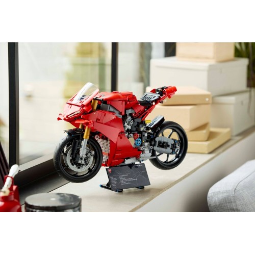 LEGO Technic ducati panigale v4 s motorcycle 42202 5702017816258