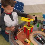KidKraft Σετ Κατασκευής Σταθμού Μεταφοράς Με Τρένο Και Τραπέζι 17564 706943175644