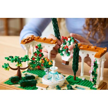 LEGO Icons Κήπος Με Σιντριβάνι 10359 5702017815879
