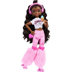 Mattel Barbie Dream Besties Doll And Accessories, Barbie “Brooklyn” Posable Roller JFX97 194735308354