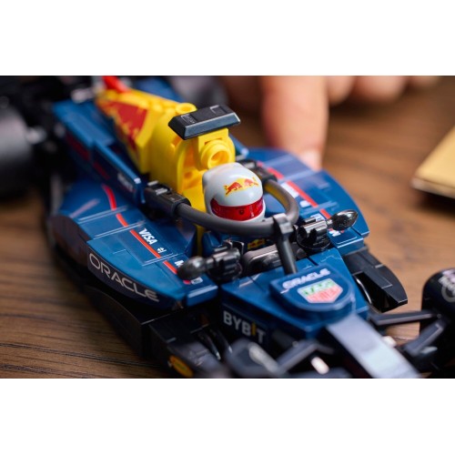 LEGO speed champions αγωνιστικό αυτοκίνητο oracle red bull racing rb20 f1® 77243 5702017816104