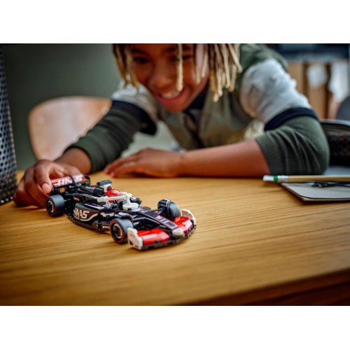 LEGO speed champions αγωνιστικό αυτοκίνητο moneygram haas f1® team vf-24 77250 5702017816173