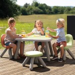 Smoby Life - Children's Chair GRN - made of recycled material, UV -resistant, stable plastic, Fr in inside and drauen, from 18 m